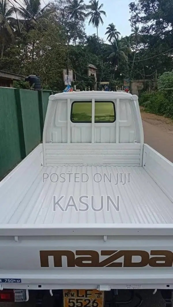 Mazda Bongo 4wd 2003 Lorry (Used)