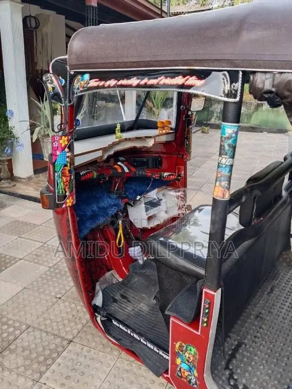 Bajaj 2 stroke 2006 Three Wheel (Used)
