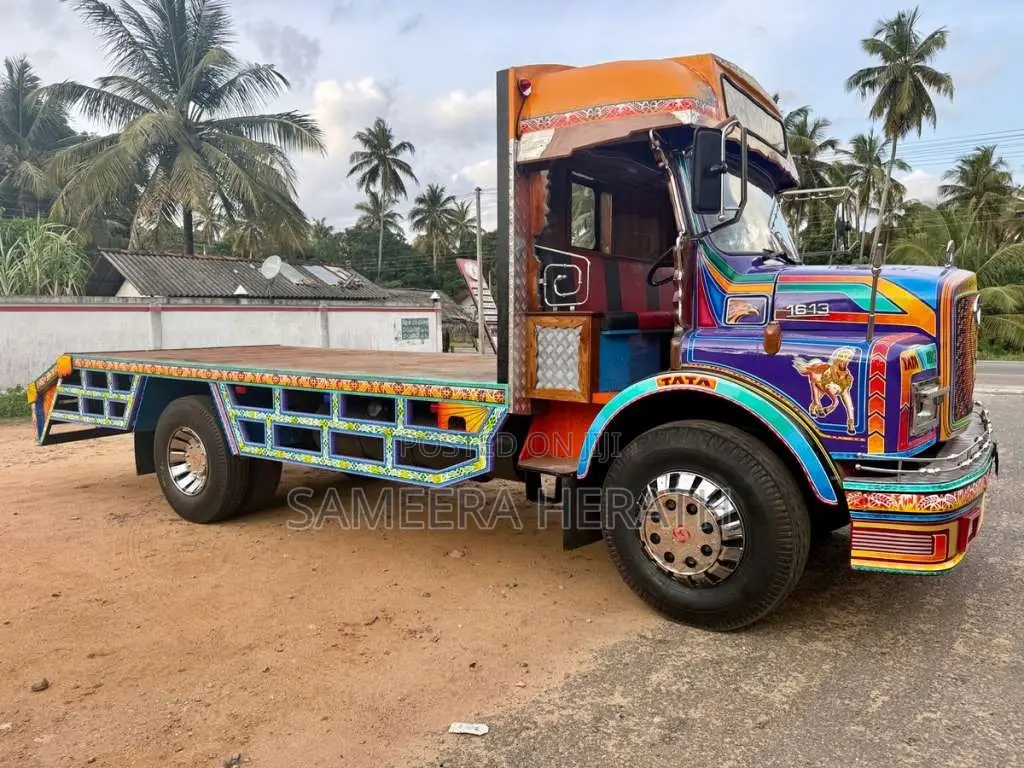 Tata 1613 2001 Lorry (Used)