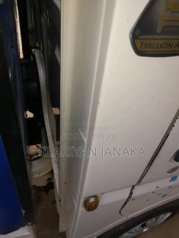 Tata Dimo Batta 2015 Lorry (Used)