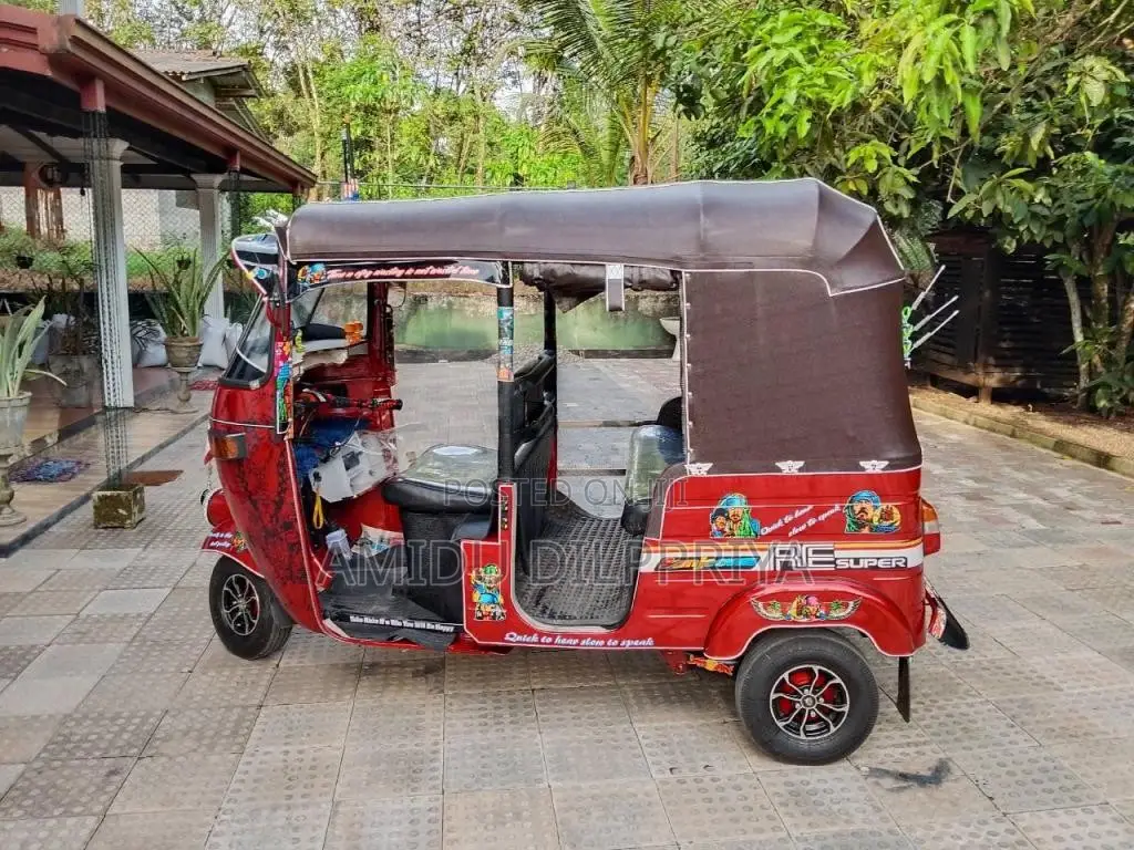 Bajaj 2 stroke 2006 Three Wheel (Used)