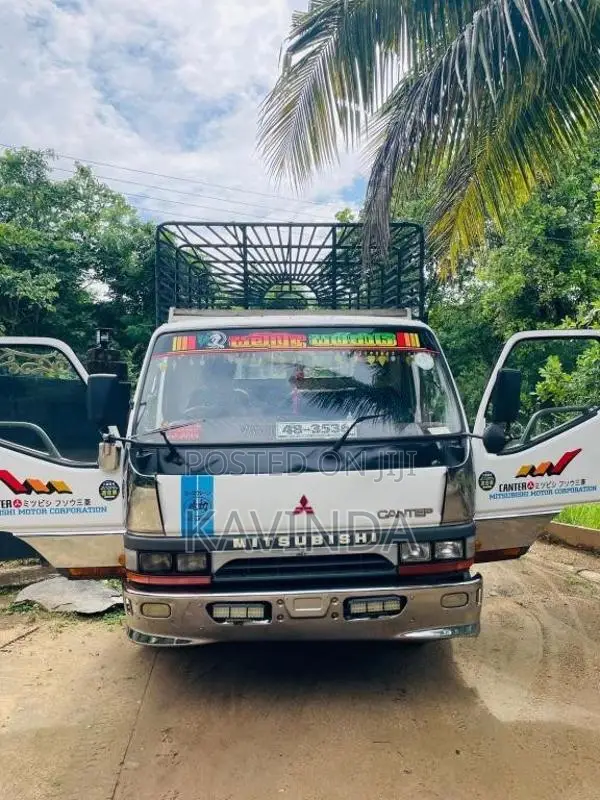 Mitsubishi Canter 1996 Lorry (Used)