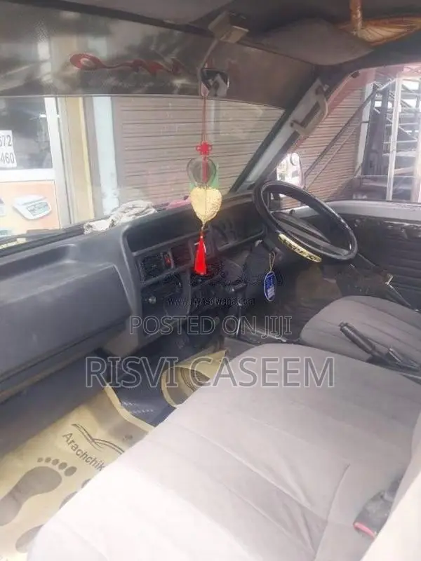 Nissan Vanette 1999 Van (Used)