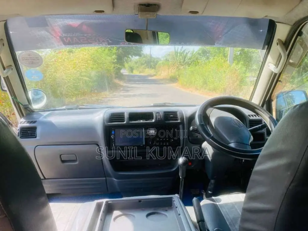 Nissan Vanette 2001 Van (Used)