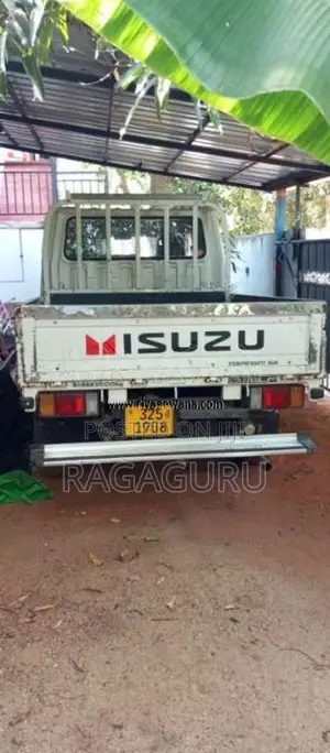 Isuzu Crewcab 1980 Crew Cab (Used)