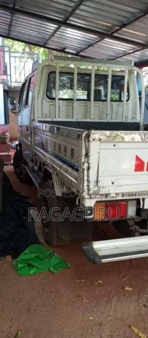 Isuzu Crewcab 1980 Crew Cab (Used)