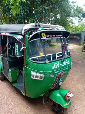 Bajaj 2 Stroke 2002 Three Wheel (Used)