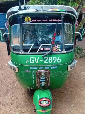 Bajaj 2 Stroke 2002 Three Wheel (Used)