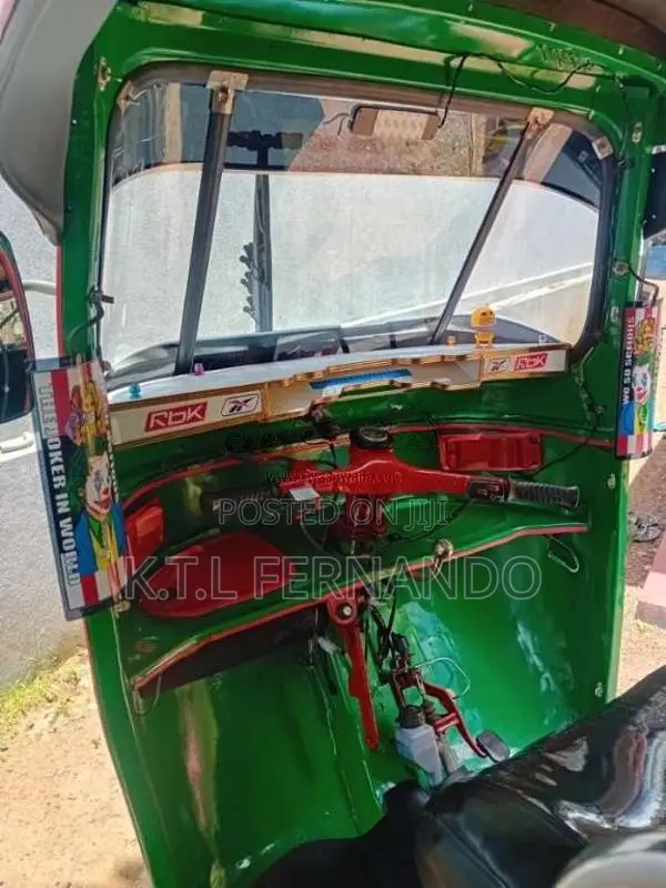 Bajaj 2 Stroke 2002 Three Wheel (Used)