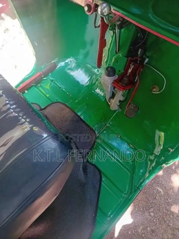 Bajaj 2 Stroke 2002 Three Wheel (Used)