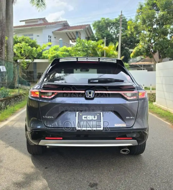 Honda Vezel Z Play Moonroof 2022 SUV (Used)