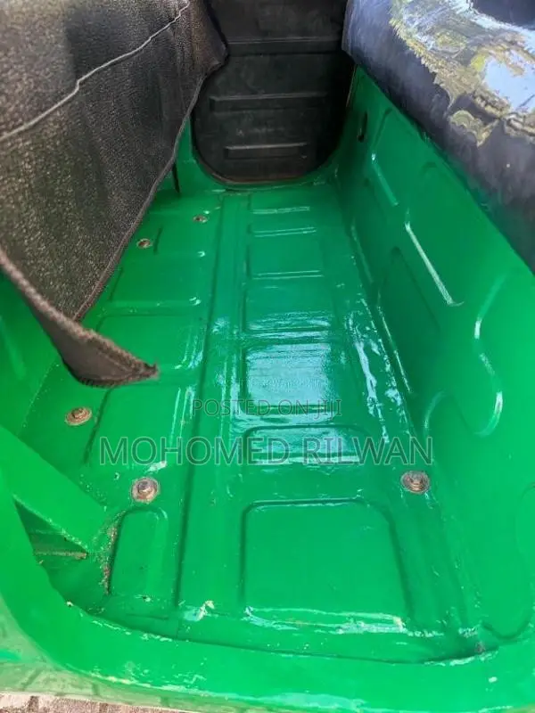 Bajaj 2 stroke 2005 Three Wheel (Used)