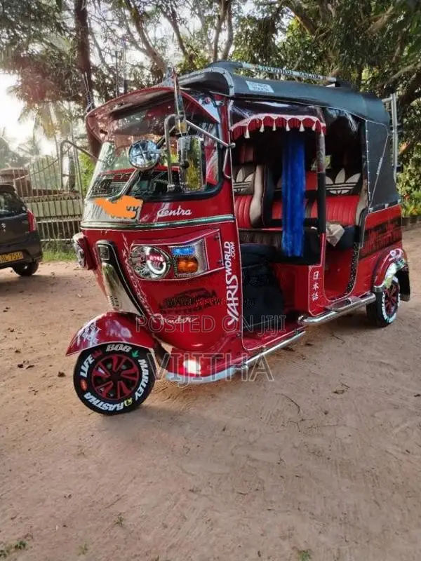 Bajaj RE 2011 Three Wheel (Used)