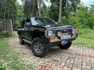 Nissan D21 Hub 1991 Pickup (Used)