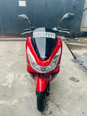 Honda Pcx 150 2015 Motorbike (Used)