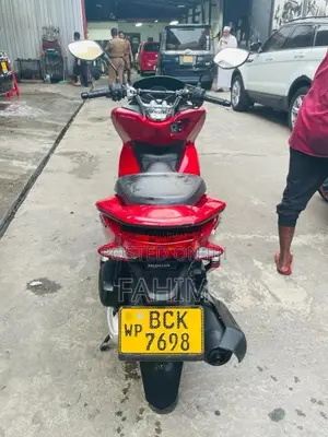 Honda Pcx 150 2015 Motorbike (Used)