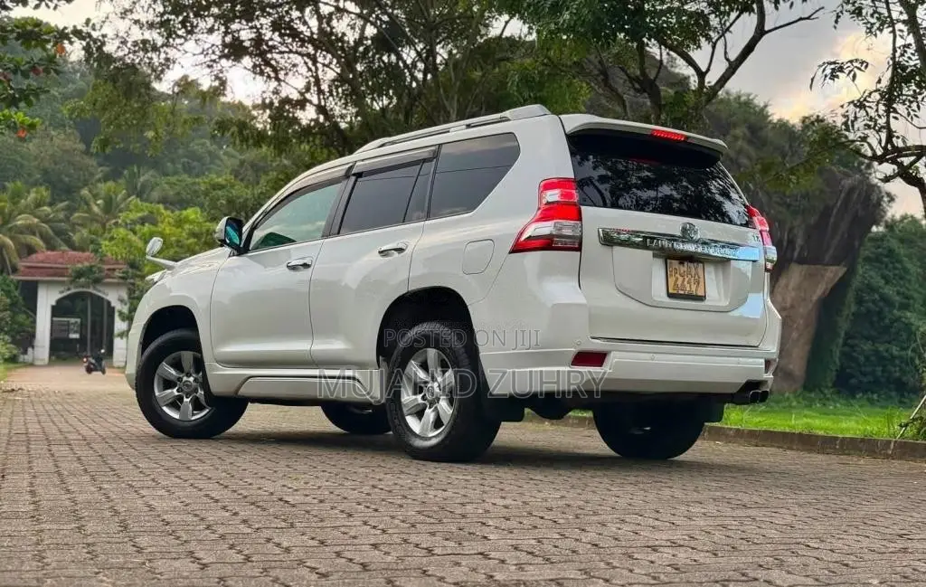 Toyota Land Cruiser Prado 150 2015 SUV (Used)