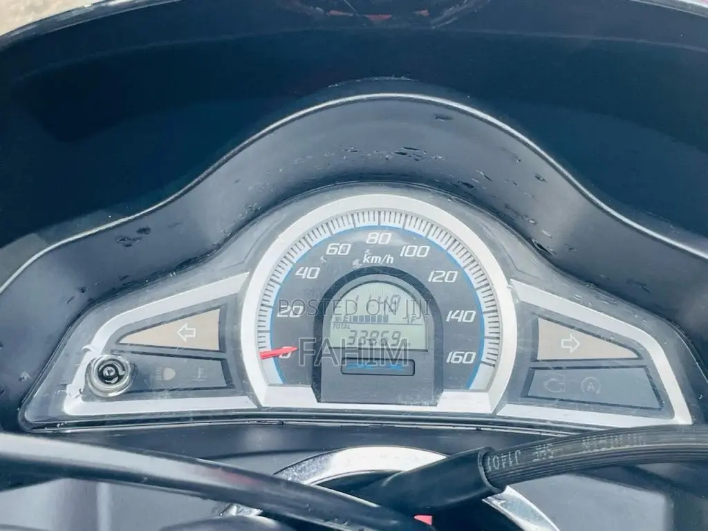 Honda Pcx 150 2015 Motorbike (Used)