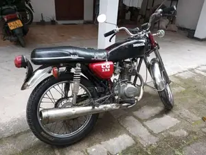 Honda CG125 1997 Motorbike (Used)