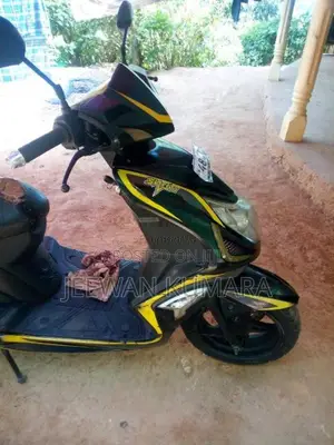TVS Scooty Streak 2017 Motorbike (Used)