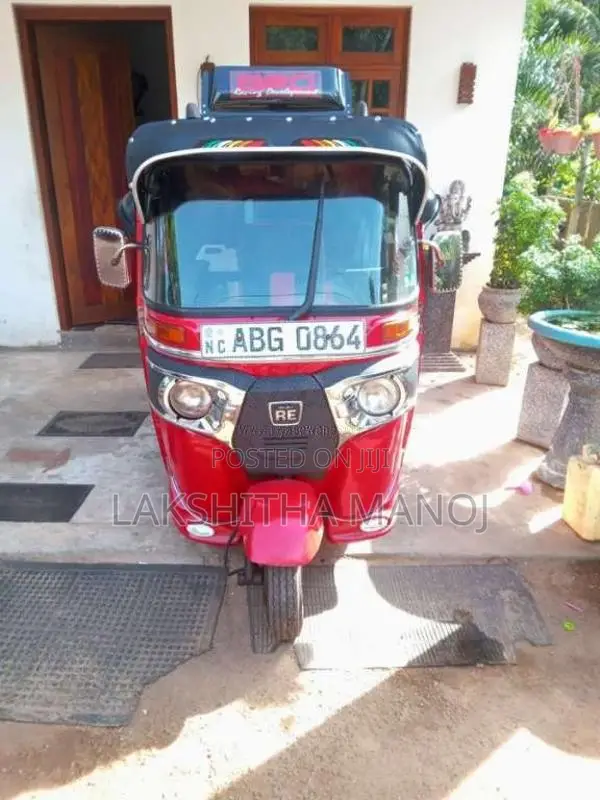 Bajaj 4 Stroke 2016 Three Wheel (Used)