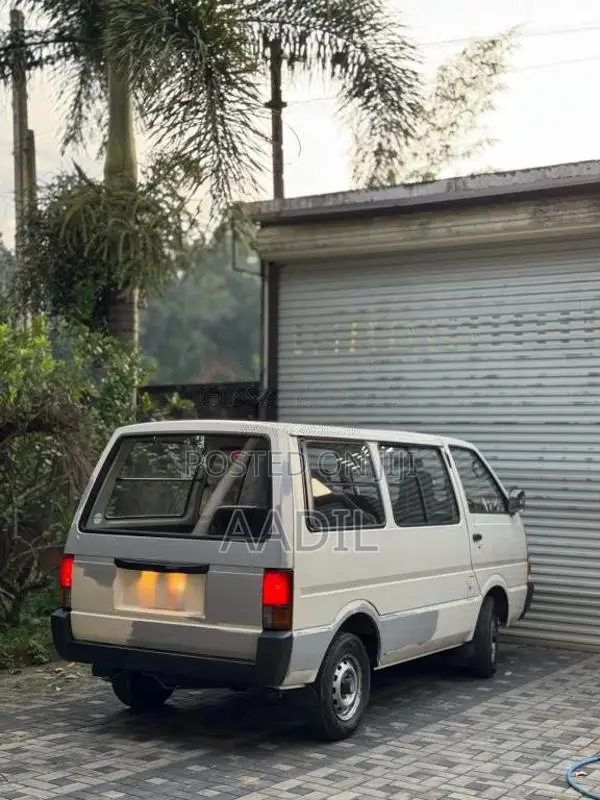Nissan Vanette C22 1992 Van (Used)