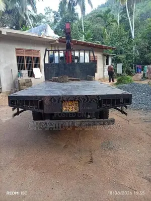 Toyota Boom 1999 Lorry (Used)