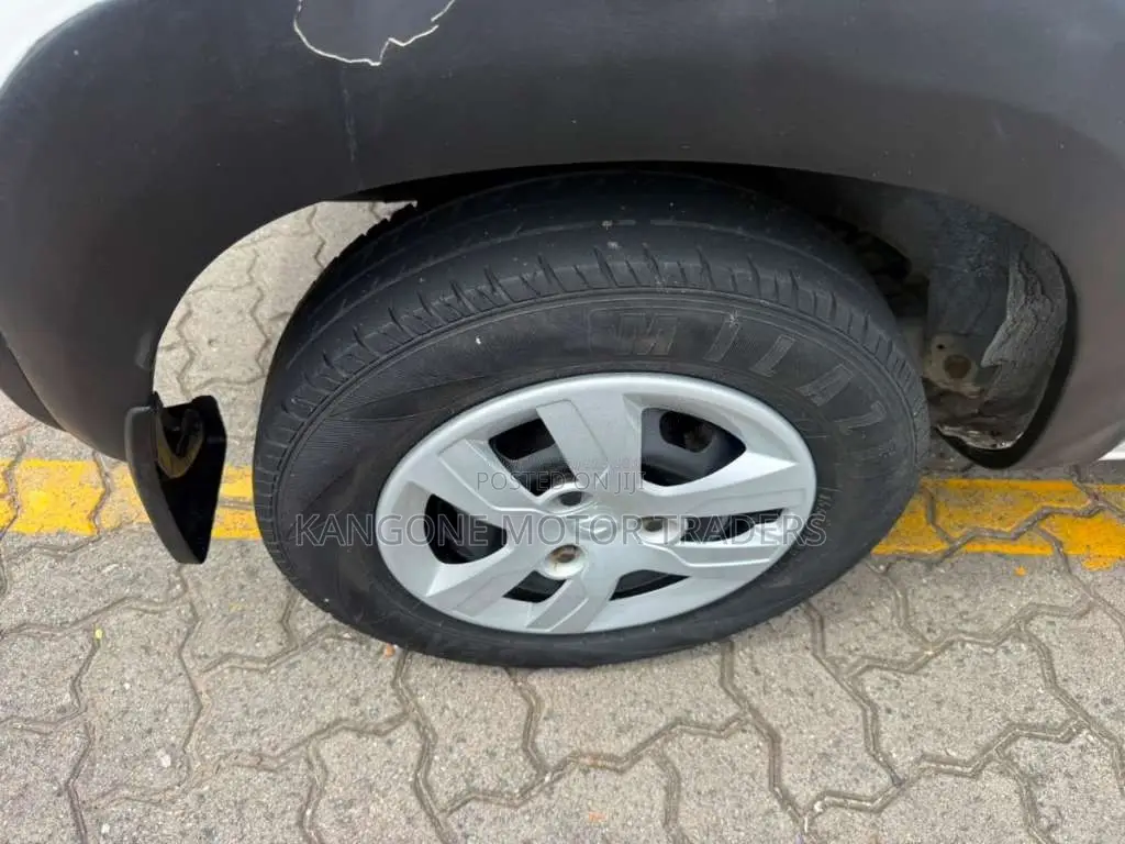 Renault Kwid 2017 Car (Used)
