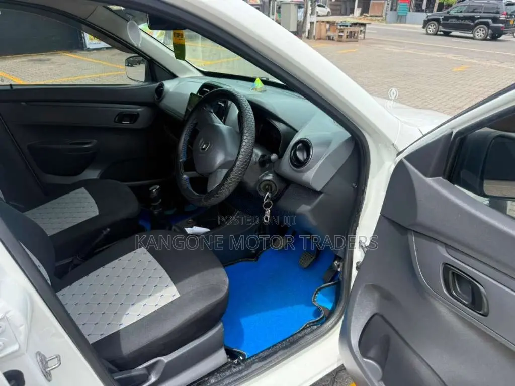 Renault Kwid 2017 Car (Used)