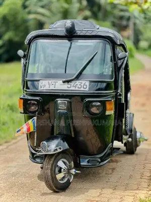 Bajaj Bajaj4strok 2012 Three Wheel (Used)