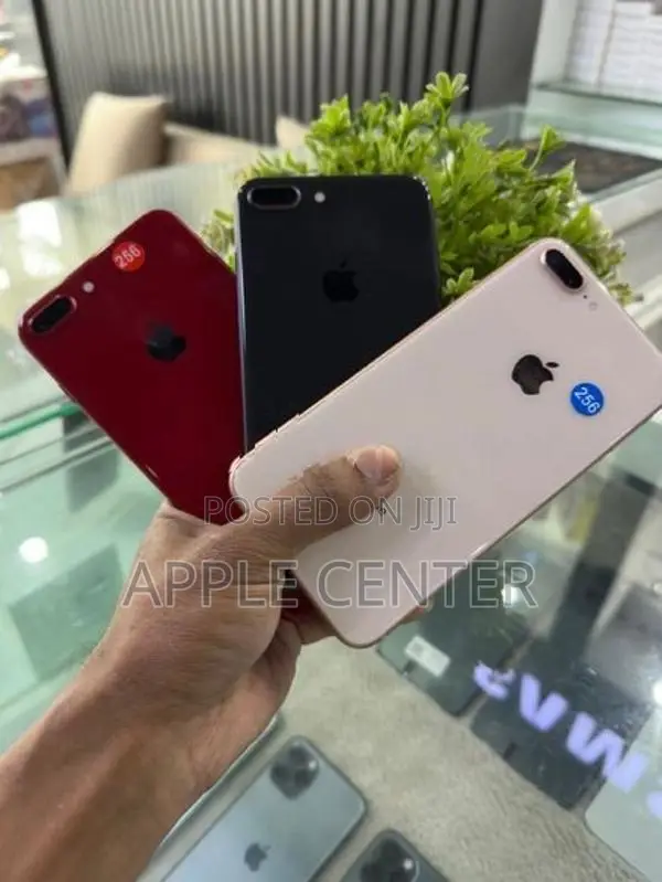 Apple iPhone 8 Plus (Used)