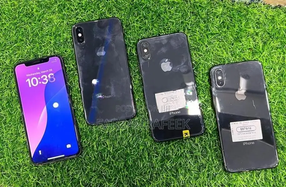 Apple iPhone XS | 256GB (Used)
