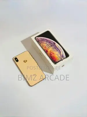 Apple iPhone XS 64GB (Used)