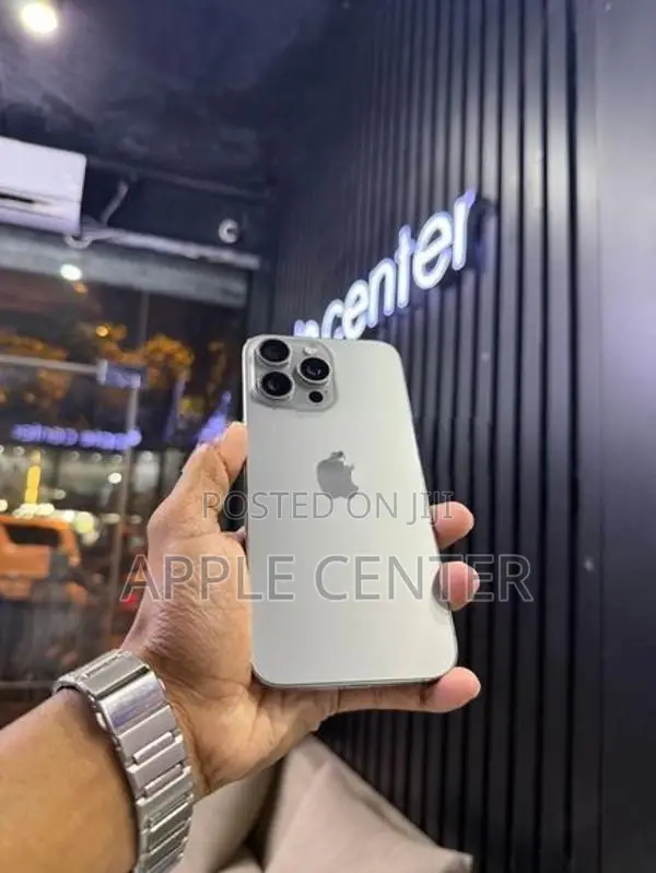 Apple iPhone 15 Pro Max (Used)