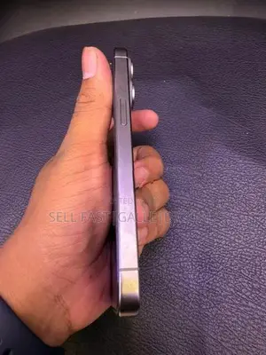 Apple iPhone 15 Pro (Used)
