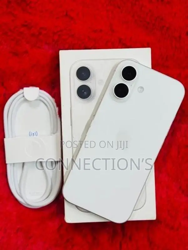 Apple iPhone 17 (Used)