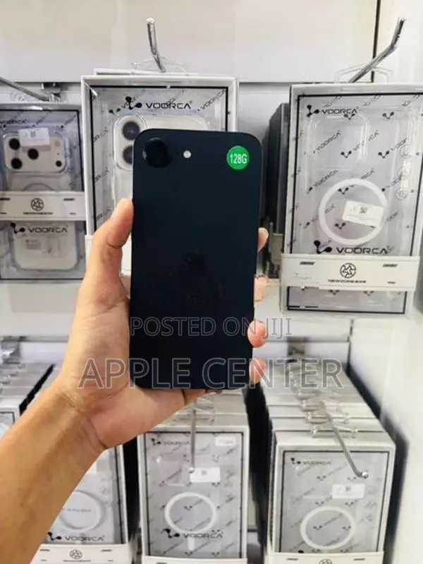 Apple iPhone 16e (Used)