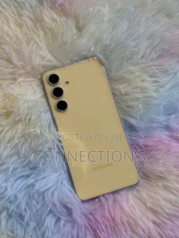 Samsung Galaxy S24 FE (Used)