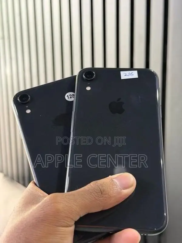 Apple iPhone XR (Used)