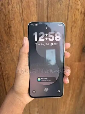 Samsung Galaxy S25 FE (Used)