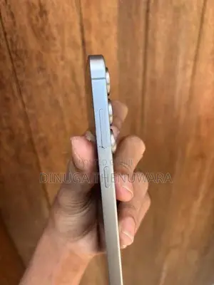 Samsung Galaxy S25 FE (Used)