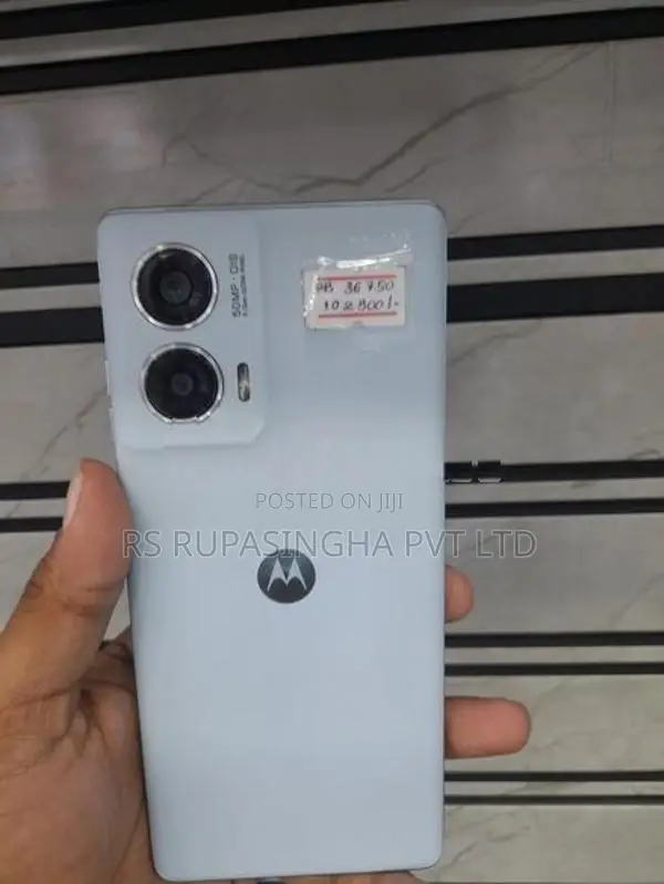 Moto Edge 50 (Used)