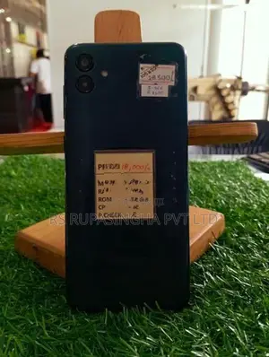 Samsung Galaxy A04 3GB / 32GB (Used)