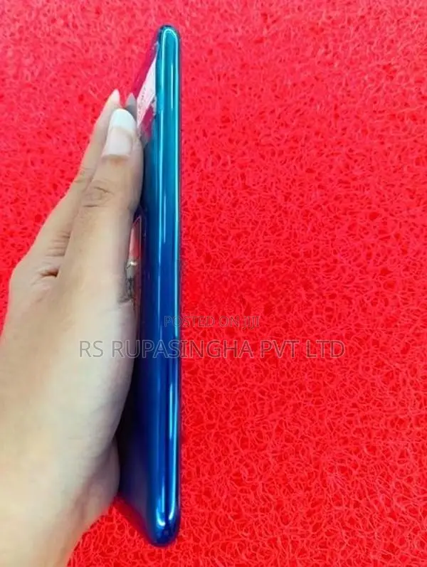 Huawei P Smart 3GB/64GB (Used)