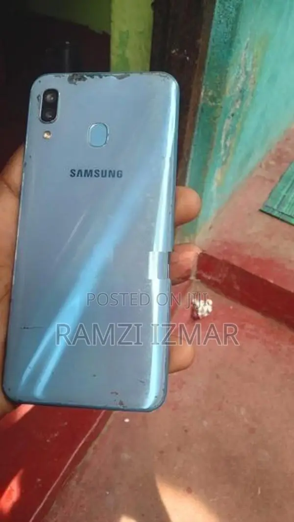 Samsung Galaxy A30 (Used)