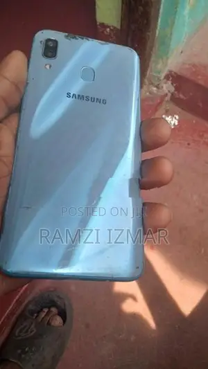 Samsung Galaxy A30 (Used)