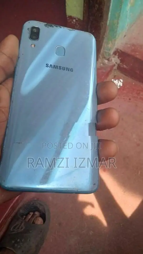 Samsung Galaxy A30 (Used)