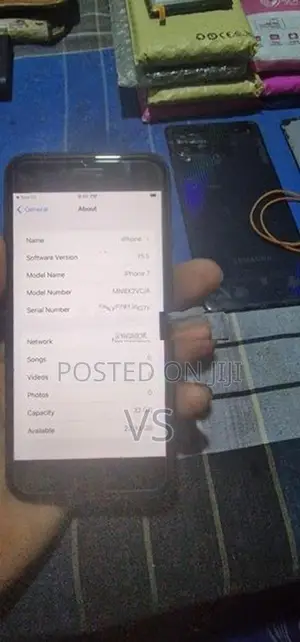 Apple iPhone 7 (Used)
