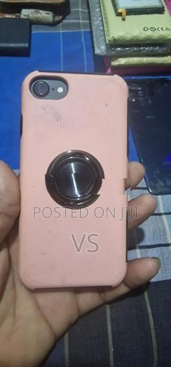Apple iPhone 7 (Used)