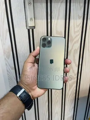 Apple iPhone 11 Pro 256GB (Used)